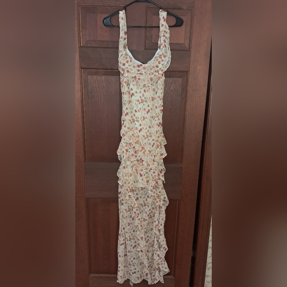 Forever 21 Floral Maxi Ruffle Dress